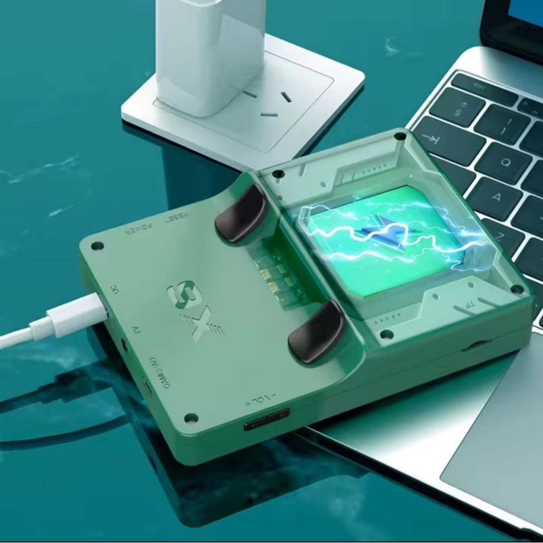 Consola Portátil X6: Revive la Época Dorada de los Videojuegos
